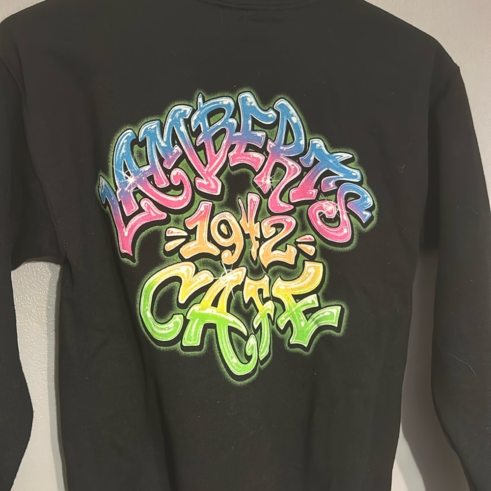 Never worn! Lambert’s cafe sweatshirt YOUTH MEDIUM home of the throwed rolls!